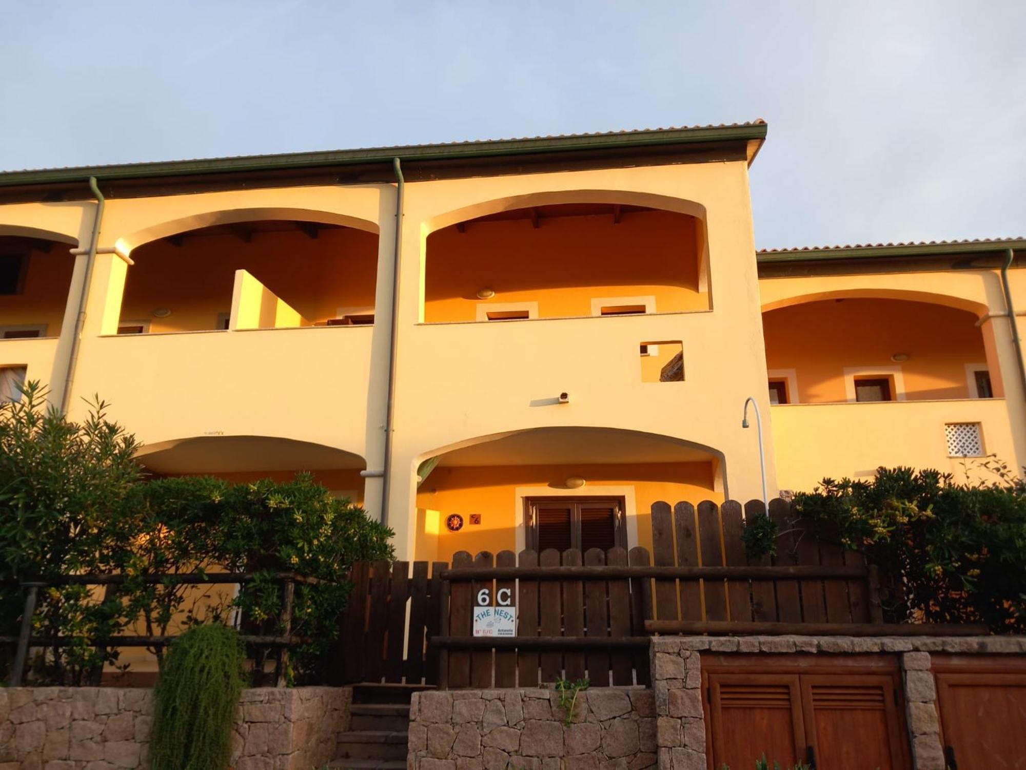Villa Casa The Nest - Il Nido Sul Mare à Badesi Extérieur photo